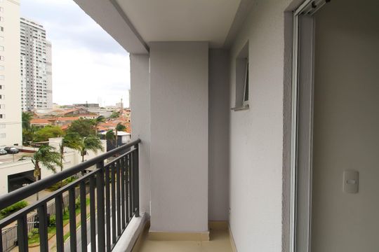 Varanda de kitnet/studio à venda com 0 quarto, 23m² em Vila Ema, São Paulo