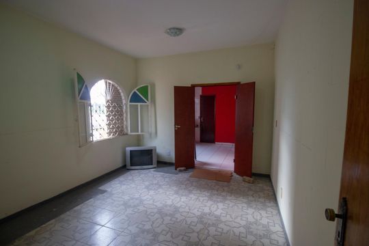 Casa para alugar com 3 quartos, 160m² em Qnb 1, Brasília