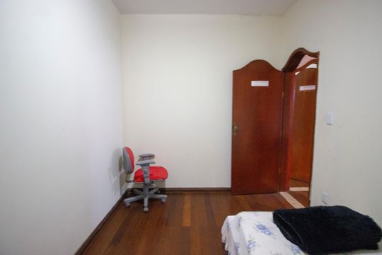 Casa para alugar com 1 quarto, 160m² em Qnb 1, Brasília
