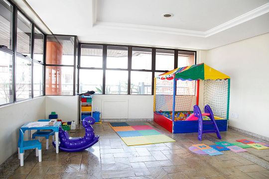Área Comum - Brinquedoteca de apartamento à venda com 1 quarto, 59m² em Independência, Porto Alegre