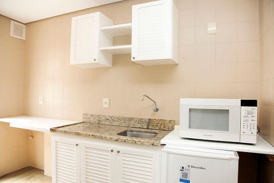 Cozinha + Área de Serviço de apartamento à venda com 1 quarto, 59m² em Independência, Porto Alegre