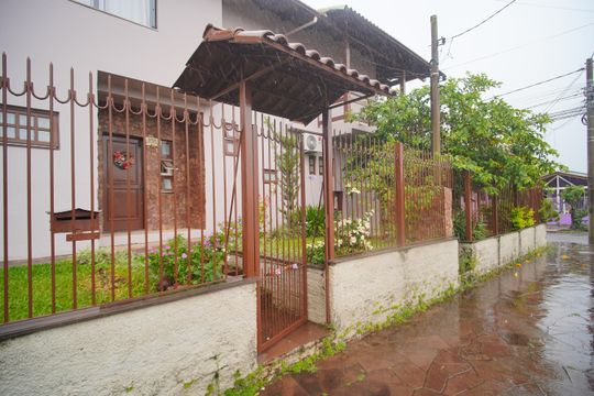 Entrada de casa à venda com 4 quartos, 290m² em Feitoria, São Leopoldo