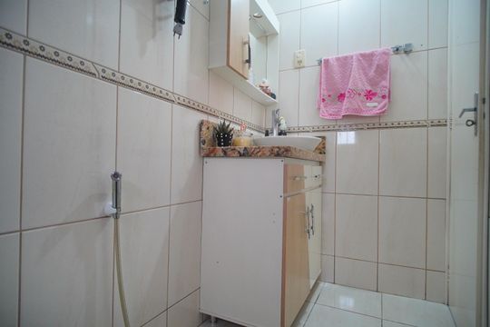 Banheiro da Suíte 1 de casa à venda com 4 quartos, 290m² em Feitoria, São Leopoldo
