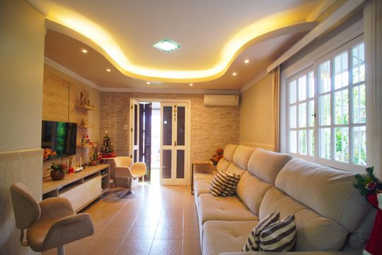 Casa à venda com 4 quartos, 290m² em Feitoria, São Leopoldo