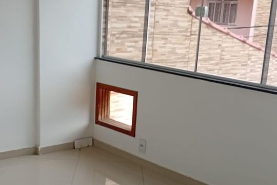 Sala de casa à venda com 2 quartos, 80m² em Jacarepaguá, Rio de Janeiro