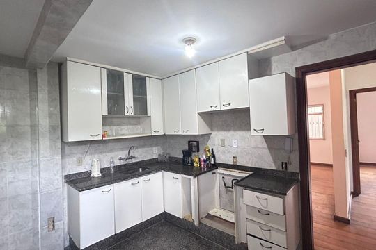 Apartamento à venda com 2 quartos, 66m² em Ilha do Governador, Rio de Janeiro