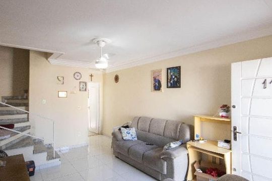 Sala de casa à venda com 3 quartos, 133m² em Vila Leonor, São Paulo