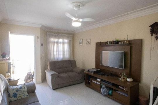 Sala de casa à venda com 3 quartos, 133m² em Vila Leonor, São Paulo