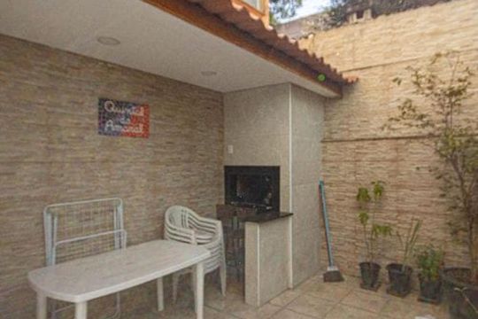 Área externa de casa à venda com 3 quartos, 133m² em Vila Leonor, São Paulo