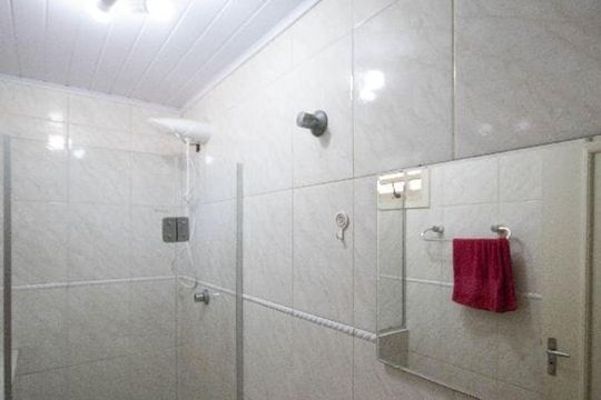 Banheiro de casa à venda com 3 quartos, 133m² em Vila Leonor, São Paulo