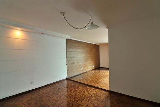 Sala de casa para alugar com 4 quartos, 327m² em Santa Terezinha, São Bernardo do Campo