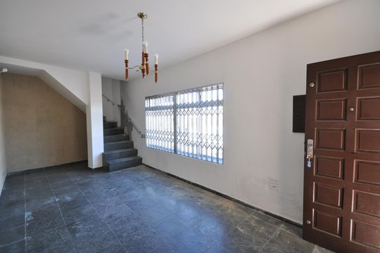 Casa à venda com 3 quartos, 190m² em Vila Medeiros, São Paulo