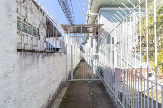 Área Externa de casa de condomínio para alugar com 2 quartos, 60m² em Medianeira, Porto Alegre