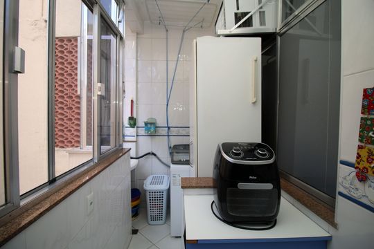 Área de Serviço de apartamento para alugar com 2 quartos, 55m² em Olaria, Rio de Janeiro