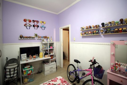 Quarto 2 de apartamento para alugar com 2 quartos, 55m² em Olaria, Rio de Janeiro
