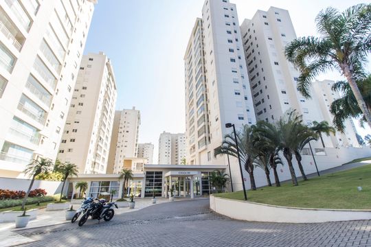 Fachada do bloco de apartamento à venda com 3 quartos, 158m² em Tamboré, Santana de Parnaíba