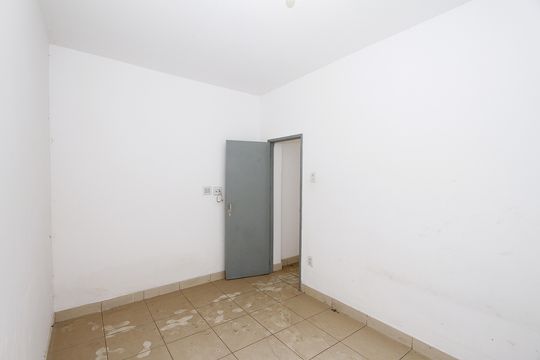 Quarto 1 de casa à venda com 5 quartos, 320m² em Carlos Prates, Belo Horizonte