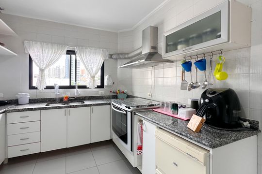 Cozinha de apartamento à venda com 4 quartos, 153m² em Centro, São Bernardo do Campo