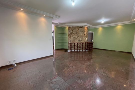 Sala de casa para alugar com 6 quartos, 250m² em Jardim Bonfiglioli, São Paulo