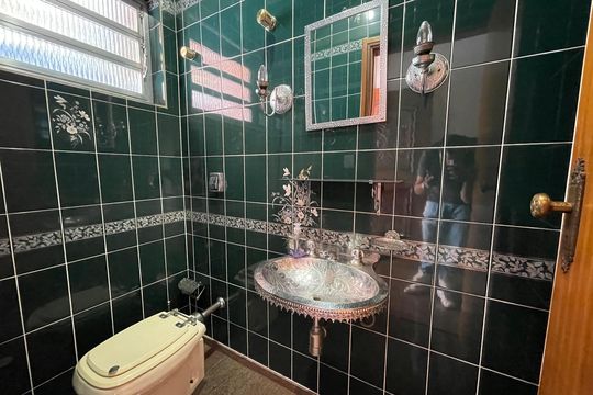 Banheiro 1 de casa para alugar com 6 quartos, 250m² em Jardim Bonfiglioli, São Paulo