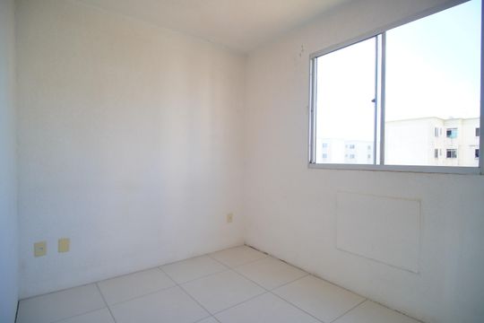 Quarto 1 de apartamento à venda com 2 quartos, 40m² em Santos Dumont, São Leopoldo