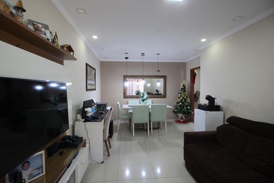 Sala de casa de condomínio à venda com 3 quartos, 150m² em Anil, Rio de Janeiro