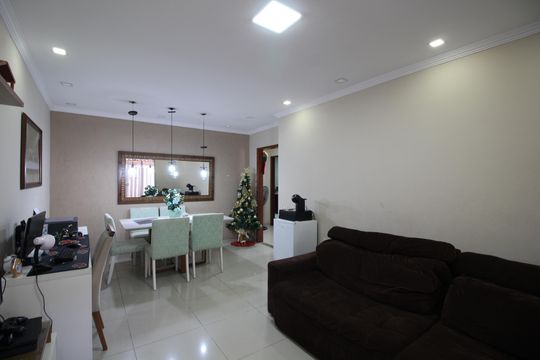 Sala de casa de condomínio à venda com 3 quartos, 150m² em Anil, Rio de Janeiro