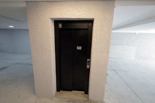 Elevador de apartamento à venda com 2 quartos, 58m² em Parque Novo Oratório, Santo André
