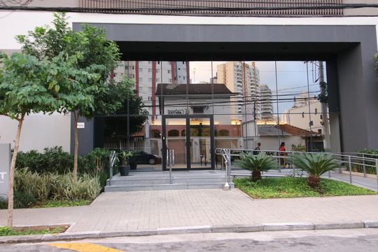 Fachada de apartamento à venda com 2 quartos, 63m² em Centro, Osasco