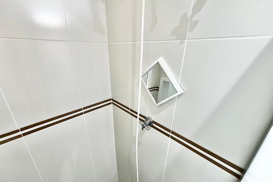 Banheiro de apartamento para alugar com 2 quartos, 52m² em Limão, São Paulo