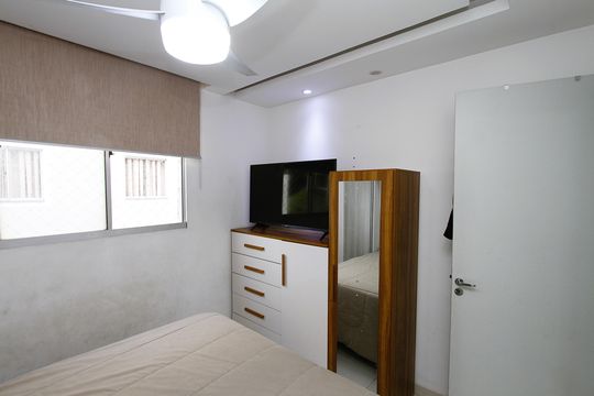 Quarto 2 de apartamento à venda com 2 quartos, 90m² em Camargos, Belo Horizonte