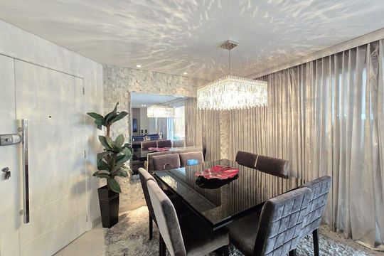 Sala de apartamento à venda com 3 quartos, 128m² em Vila Leonor, Guarulhos