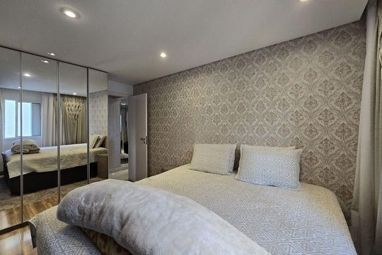 Quarto de apartamento à venda com 3 quartos, 128m² em Vila Leonor, Guarulhos