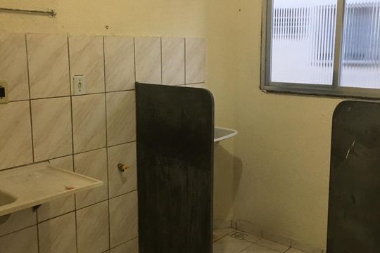 Apartamento para alugar com 2 quartos, 55m² em Santa Cruz, Rio de Janeiro