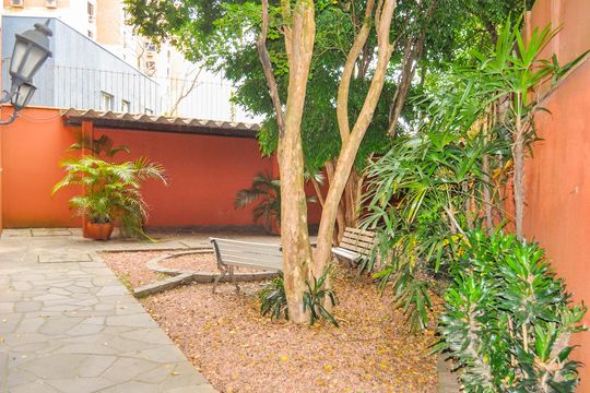 Casa de Condomínio à venda com 4 quartos, 133m² em Teresópolis, Porto Alegre