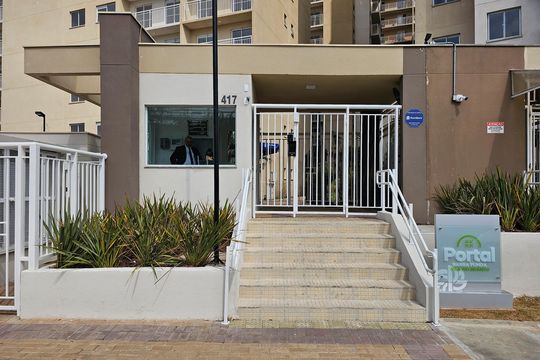 Fachada de apartamento à venda com 2 quartos, 47m² em Bom Retiro, São Paulo
