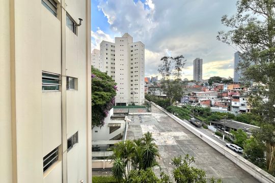 Vista da Sala de apartamento à venda com 3 quartos, 102m² em Vila Paulista, São Paulo
