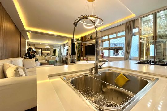 Cozinha de apartamento à venda com 3 quartos, 102m² em Vila Paulista, São Paulo
