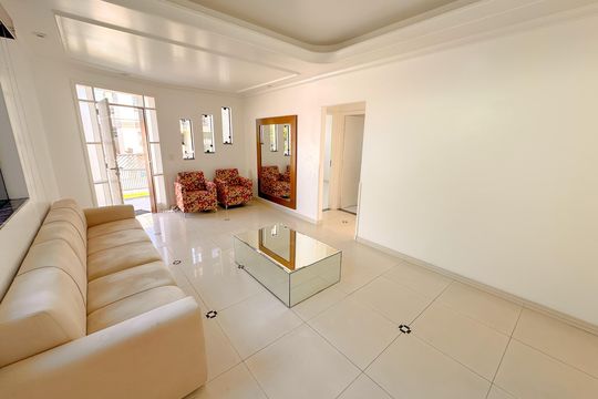 Sala de TV de casa para alugar com 4 quartos, 260m² em Jardim Cidade de Florianopolis, São José