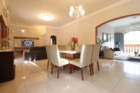 Casa para alugar com 5 quartos, 900m² em Ribeirânia, Ribeirão Preto