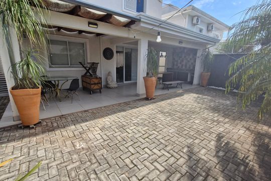 Casa de Condomínio à venda com 4 quartos, 191m² em Bairro das Palmeiras, Campinas