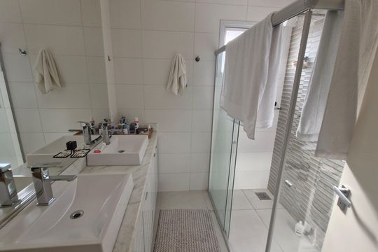 Casa de Condomínio à venda com 4 quartos, 191m² em Bairro das Palmeiras, Campinas