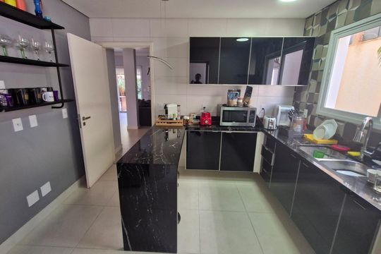 Casa de Condomínio à venda com 4 quartos, 191m² em Bairro das Palmeiras, Campinas