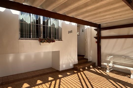 Garagem de casa à venda com 3 quartos, 139m² em Mirandópolis, São Paulo