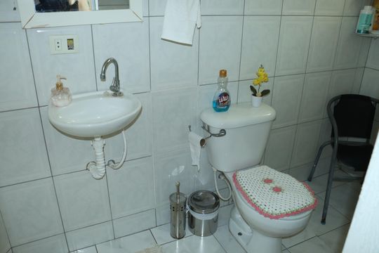 Casa de Condomínio para alugar com 4 quartos, 400m² em Granja Vianna, Cotia