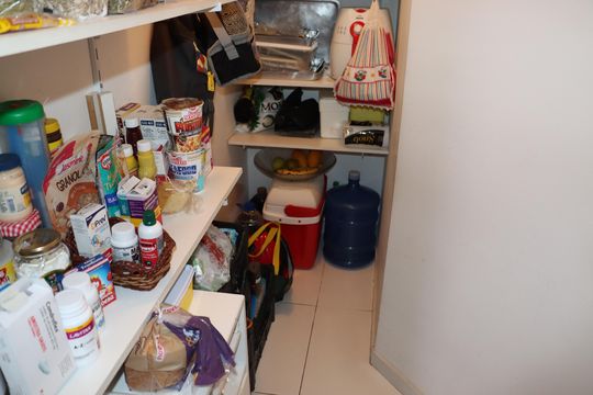 Casa de Condomínio para alugar com 4 quartos, 400m² em Granja Vianna, Cotia