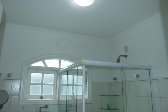 Casa de Condomínio para alugar com 4 quartos, 400m² em Granja Vianna, Cotia