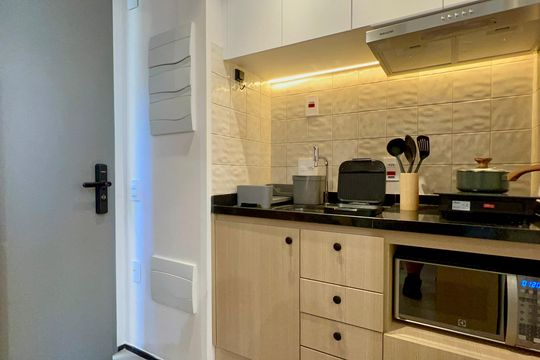 Cozinha de kitnet/studio para alugar com 1 quarto, 20m² em Cerqueira César, São Paulo