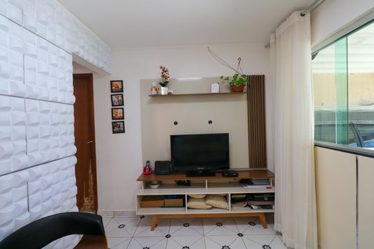 Sala de casa à venda com 3 quartos, 140m² em Nova Gerti, São Caetano do Sul