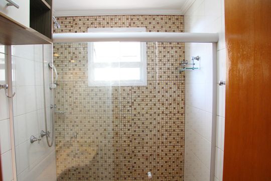 Banheiro Social de apartamento à venda com 3 quartos, 76m² em Jardim Nova Taboao, Guarulhos